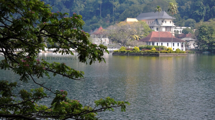 places to visit kandy